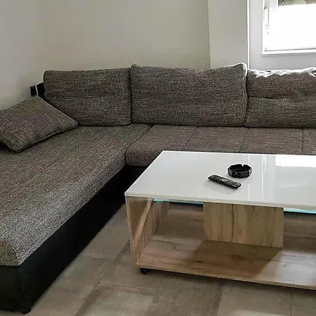 1 Bedroom Lovely In *